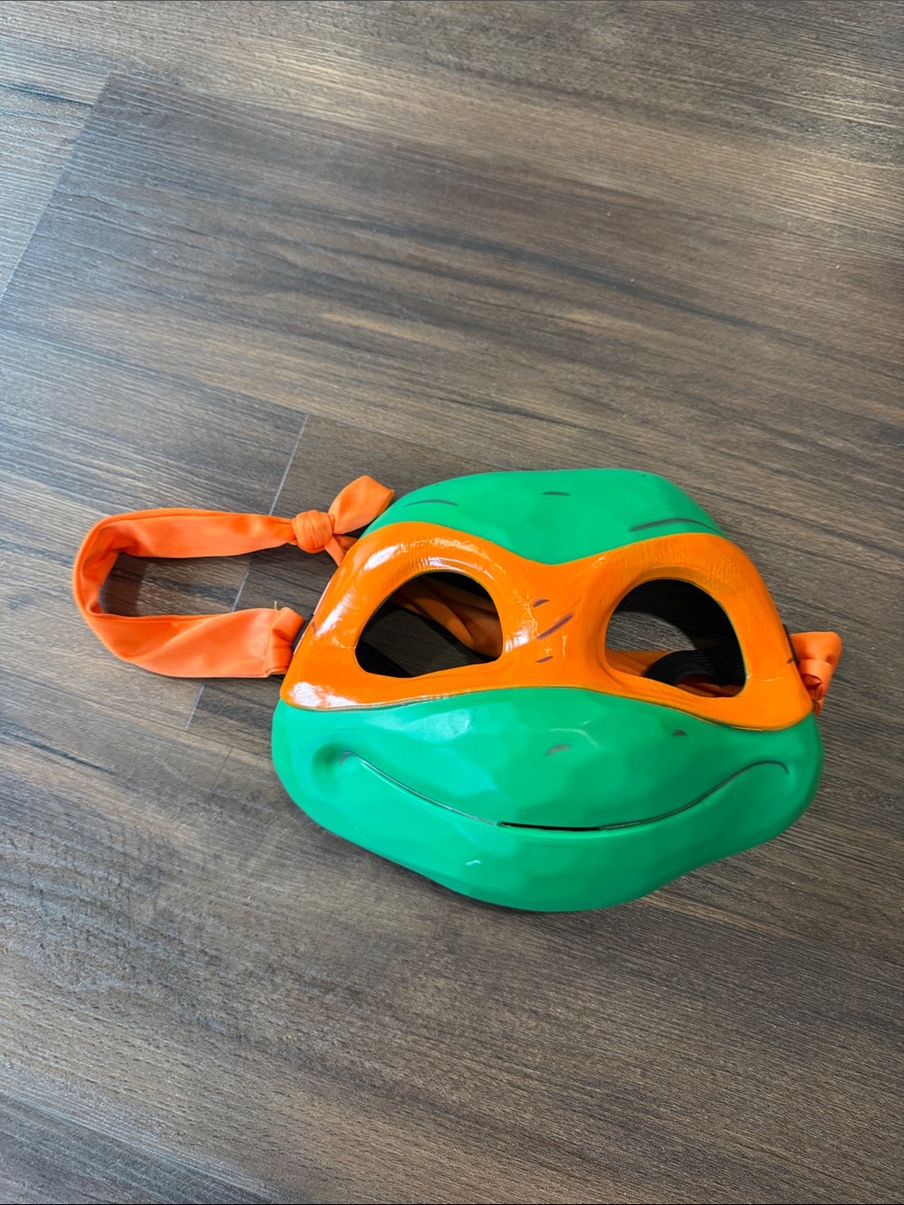 TMNT Teenage Mutant Ninja Turtles Mutant Mayhem Plastic Mask Mikey Michaelangelo